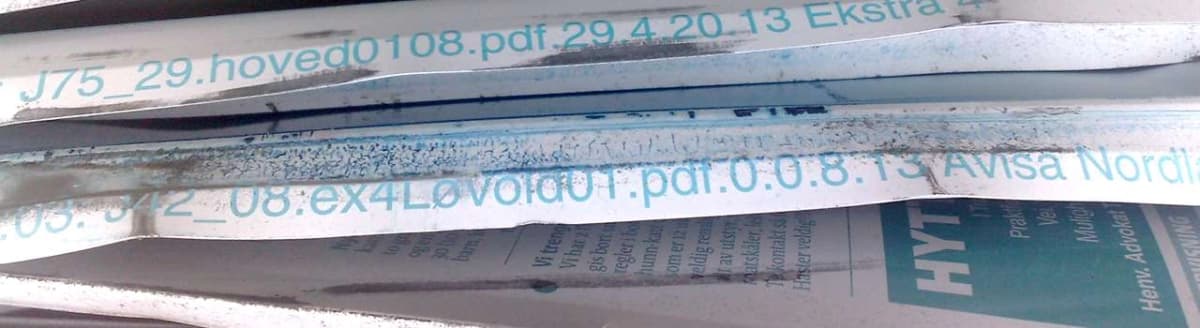 Offset-plater fra trykkeri. Foto.