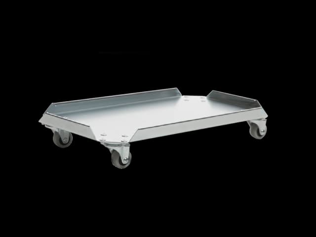 Hjulsett i metall. Foto.