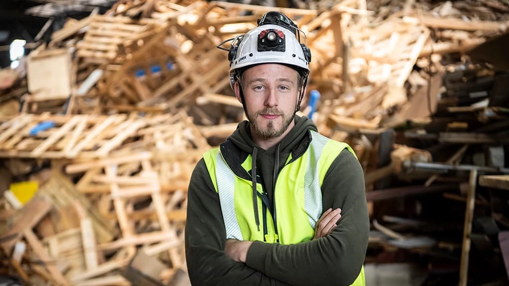 Medarbeider hos Groruddalen Miljøpark. Foto.
